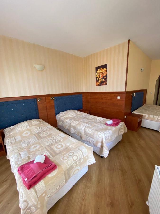 Pancho Family Hotel كرانيفو المظهر الخارجي الصورة