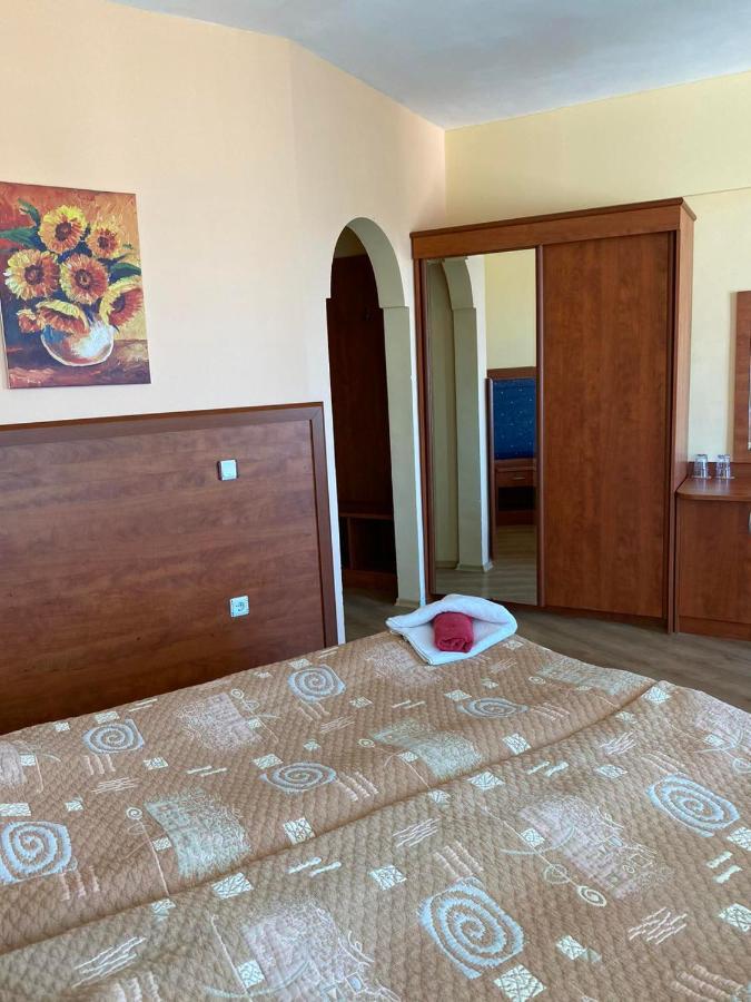 Pancho Family Hotel كرانيفو المظهر الخارجي الصورة
